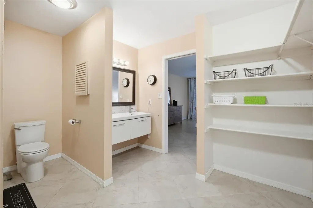 169 Pinehurst Drive Bradenton FL 34210