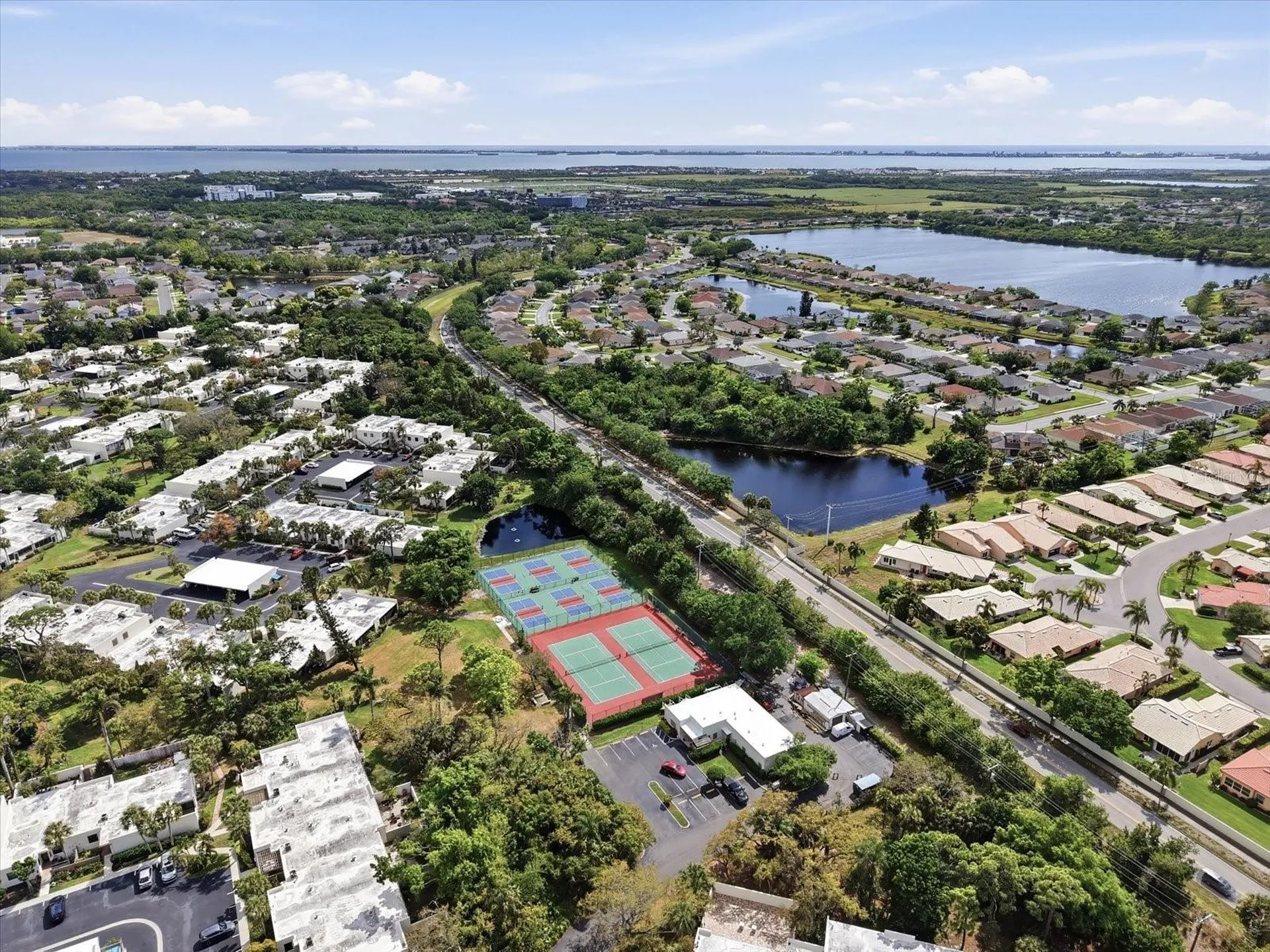 169 Pinehurst Drive Bradenton FL 34210