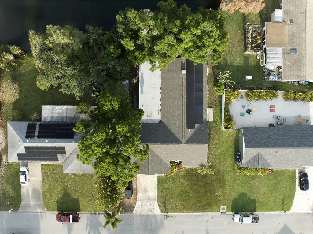 907 69th Street NW Bradenton FL 34209