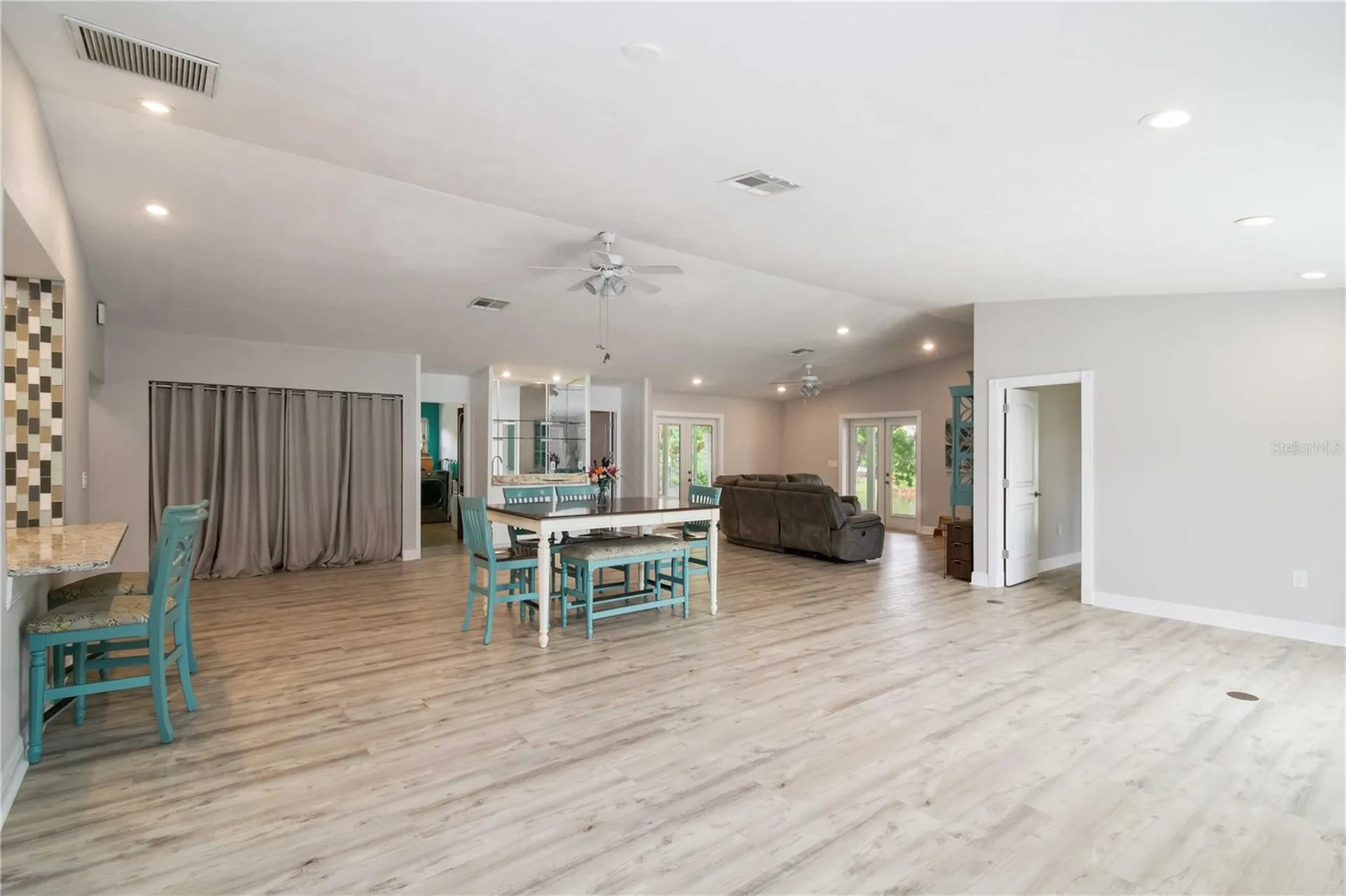 907 69th Street NW Bradenton FL 34209
