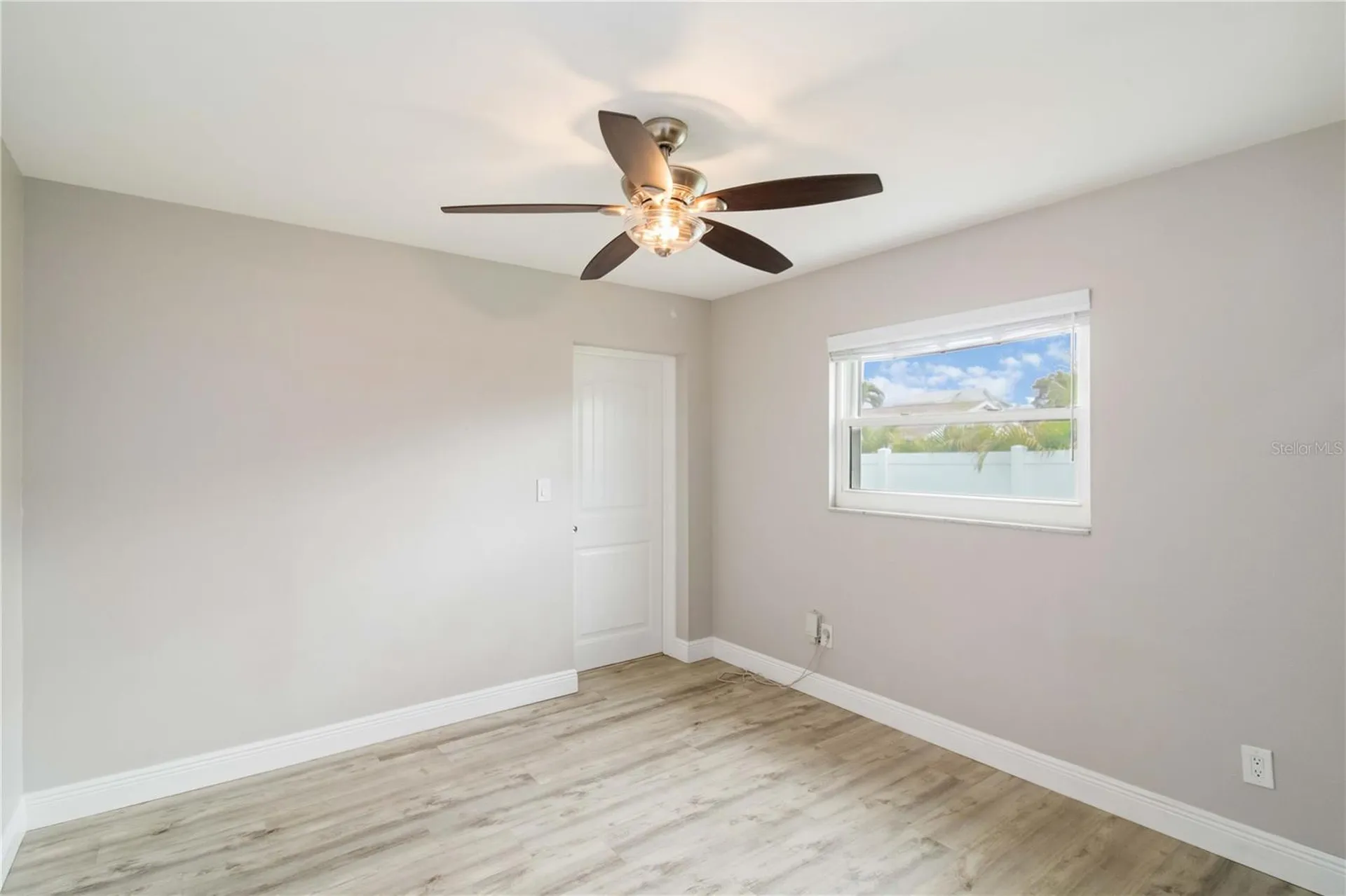 907 69th Street NW Bradenton FL 34209