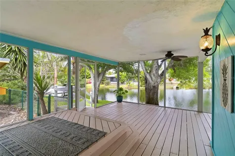 907 69th Street NW Bradenton FL 34209