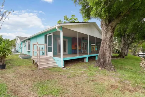 907 69th Street NW Bradenton FL 34209