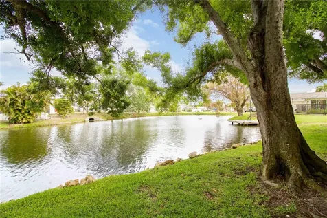 907 69th Street NW Bradenton FL 34209