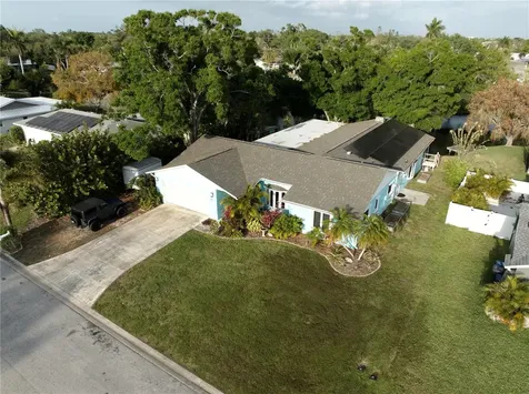 907 69th Street NW Bradenton FL 34209