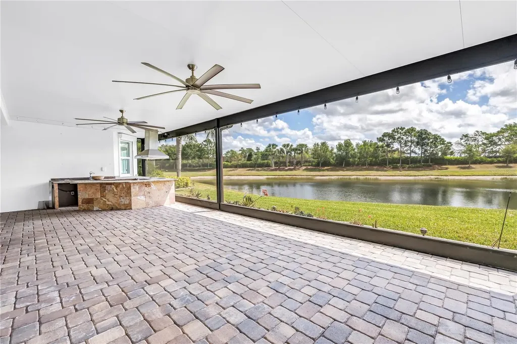 15939 Cape Coral Drive Wimauma FL 33598