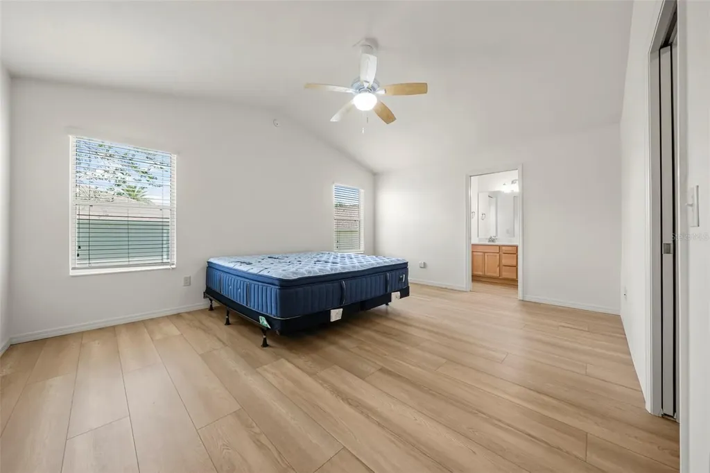 2418 Hopespring Loop The Villages FL 32162