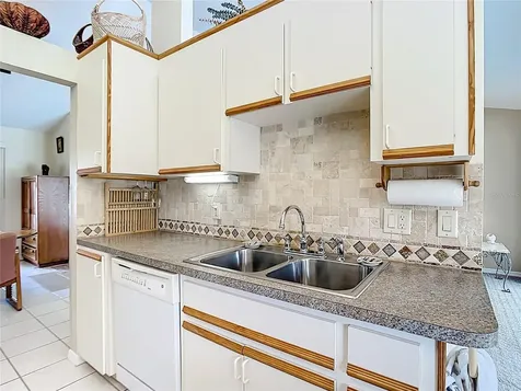 4812 Alfa Terrace North Port FL 34286