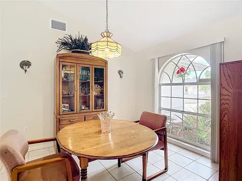 4812 Alfa Terrace North Port FL 34286