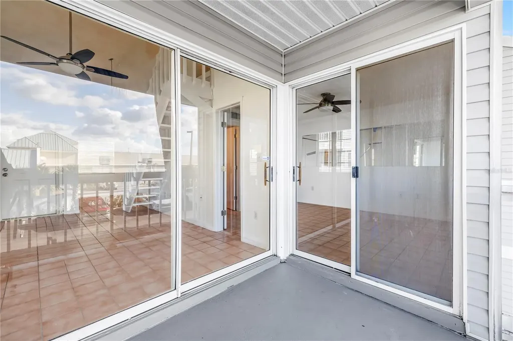 6939 Stones Throw Circle N St Petersburg FL 33710