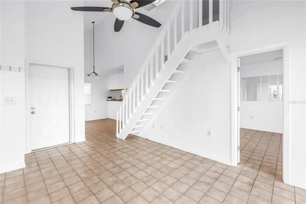 6939 Stones Throw Circle N St Petersburg FL 33710