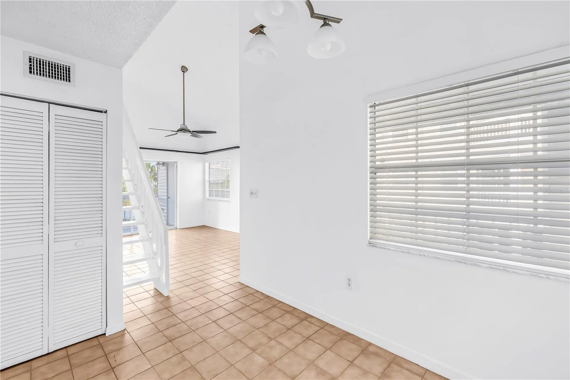 6939 Stones Throw Circle N St Petersburg FL 33710