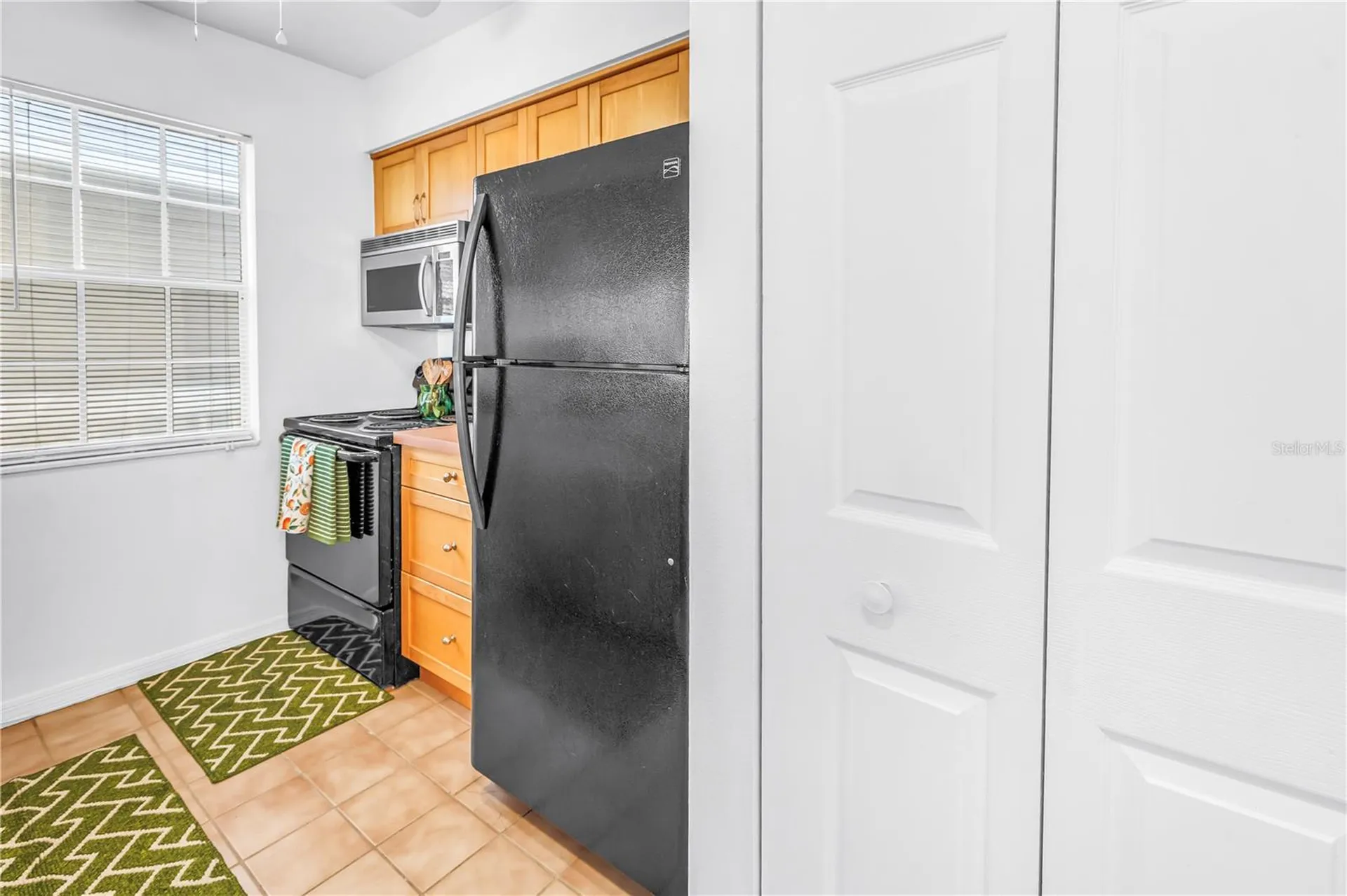 6939 Stones Throw Circle N St Petersburg FL 33710