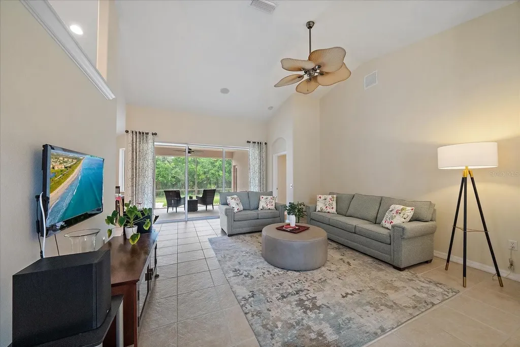 6651 63rd Terrace E Bradenton FL 34203