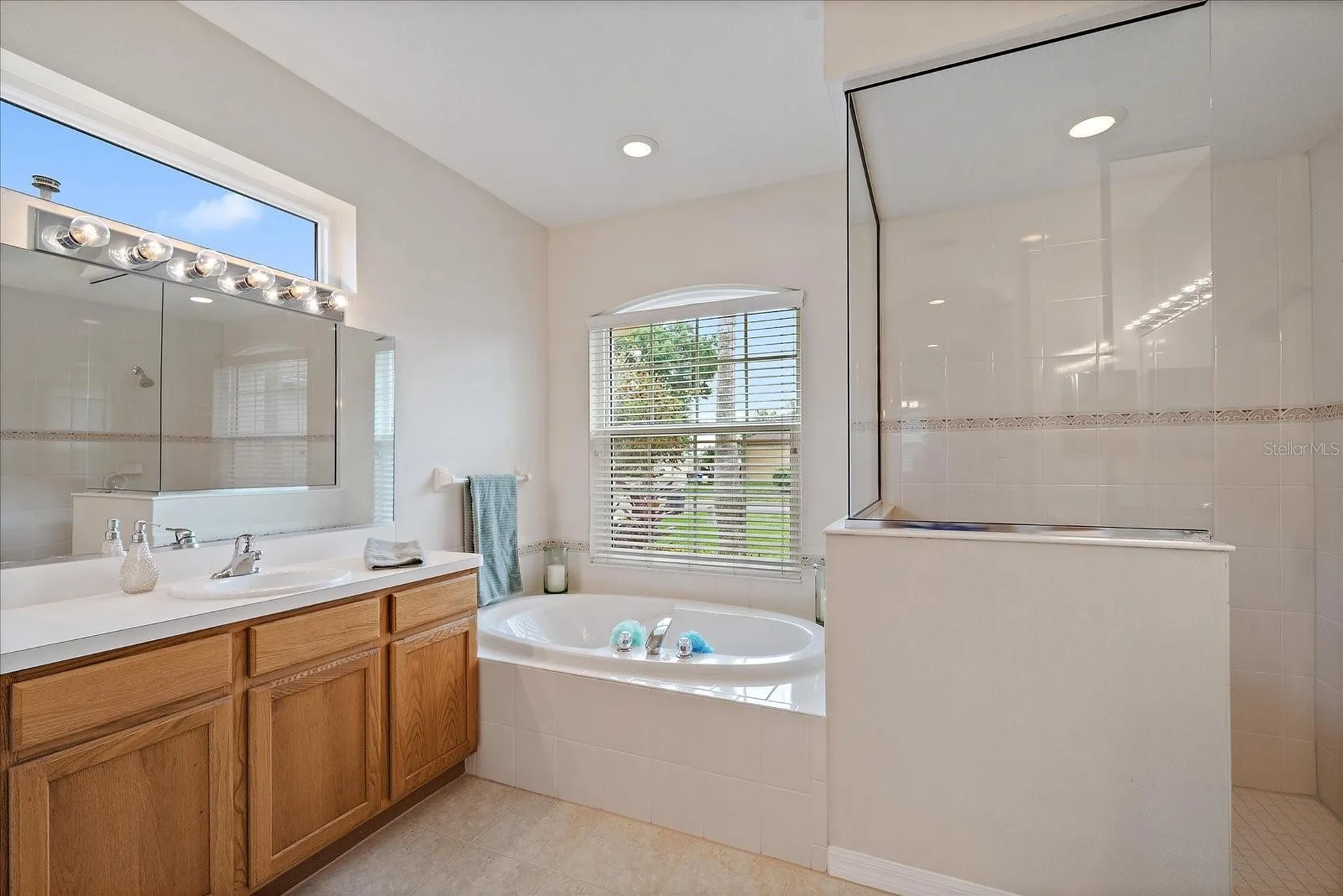 6651 63rd Terrace E Bradenton FL 34203