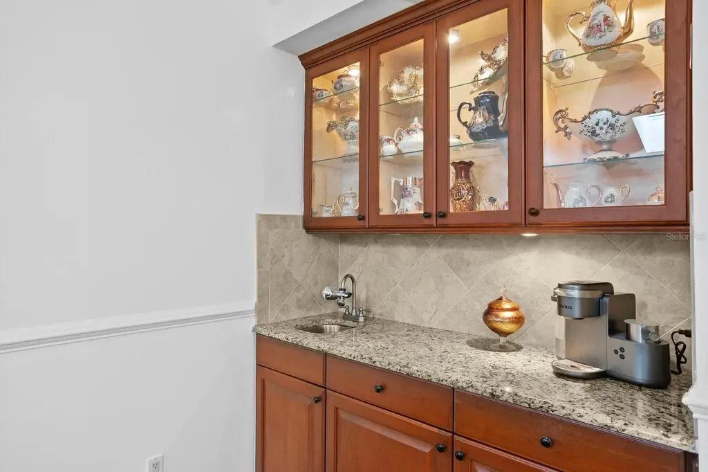 11504 Moffat Place Temple Terrace FL 33617