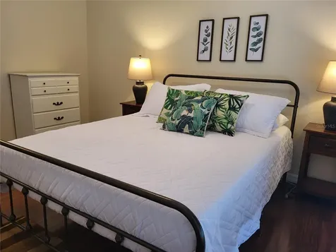 232 Cypress Street Tarpon Springs FL 34689