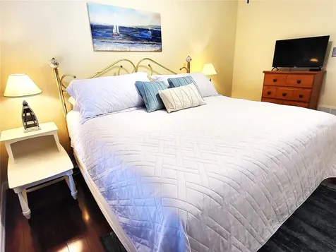 232 Cypress Street Tarpon Springs FL 34689