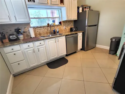 232 Cypress Street Tarpon Springs FL 34689