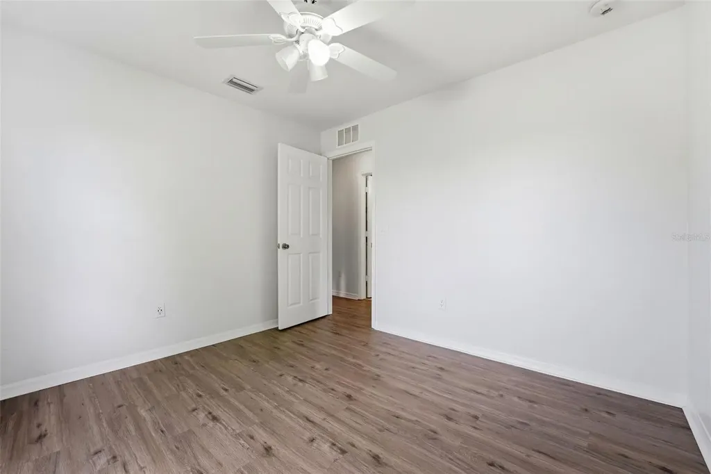 2637 Courtland Avenue North Port FL 34286