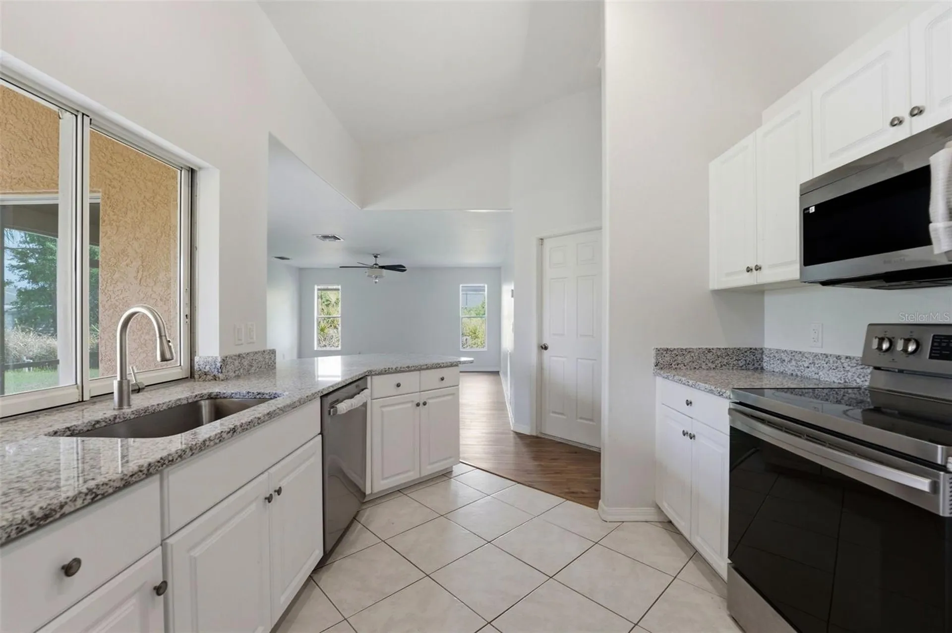 2637 Courtland Avenue North Port FL 34286