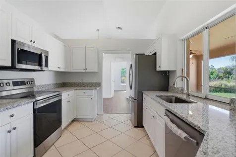 2637 Courtland Avenue North Port FL 34286