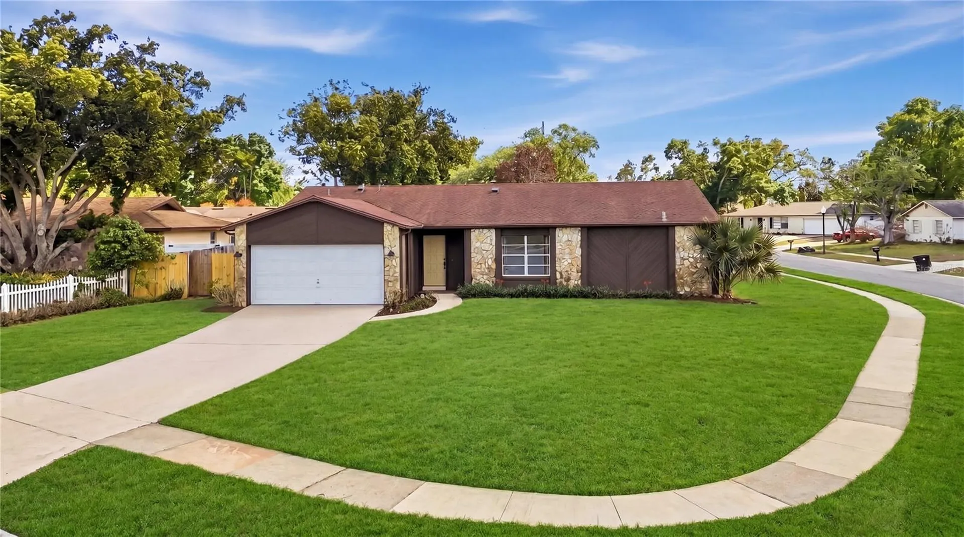 8040 Towne Court Orlando FL 32818