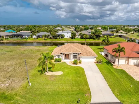 1054 Boundary Boulevard Rotonda West FL 33947