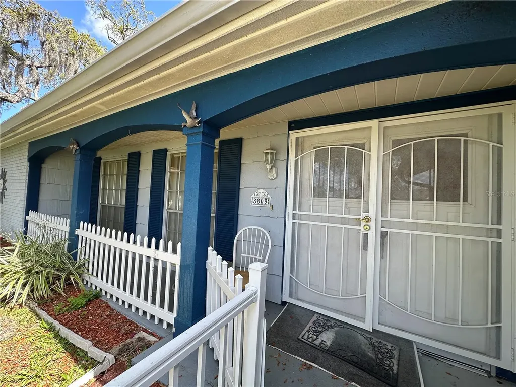 8809 Avondale Lane Hudson FL 34667