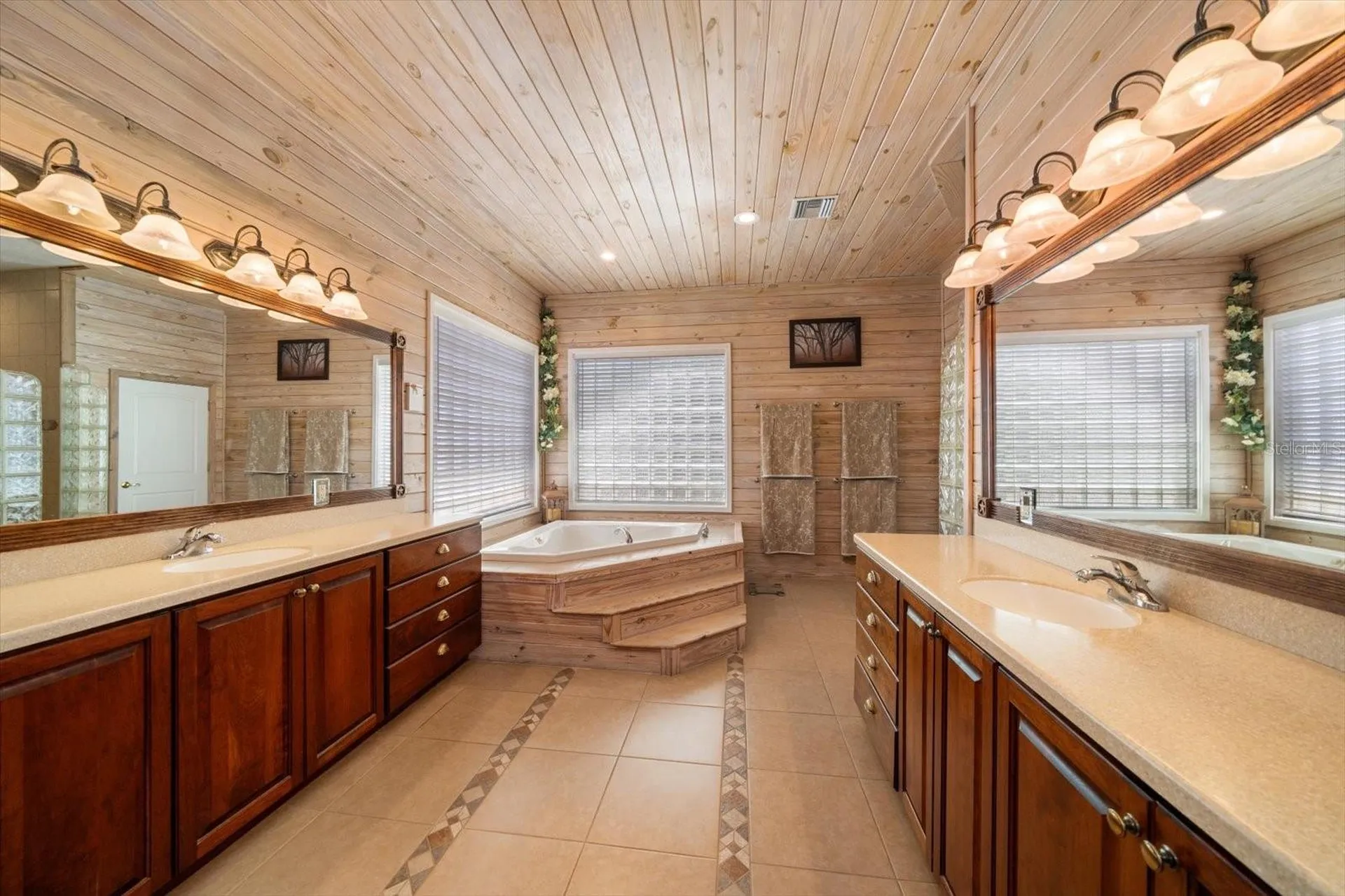 7650 N Whippoorwill Terrace Hernando FL 34442
