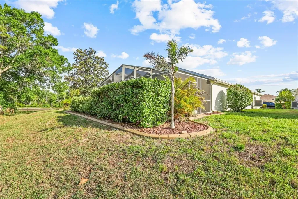 2945 Wood Pointe Drive Holiday FL 34691