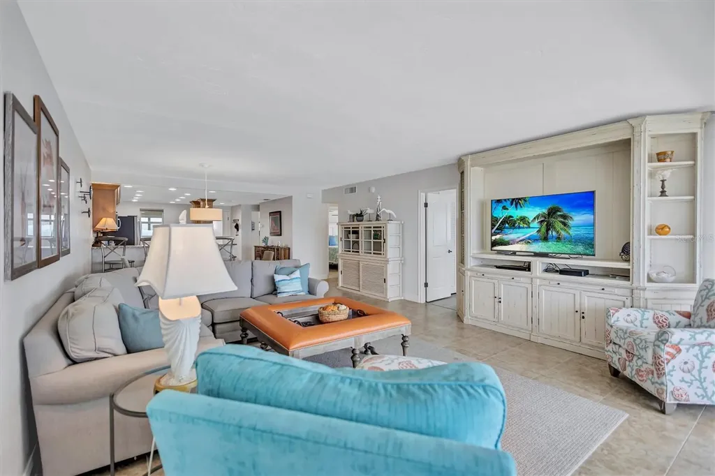 6140 Midnight Pass Road Sarasota FL 34242