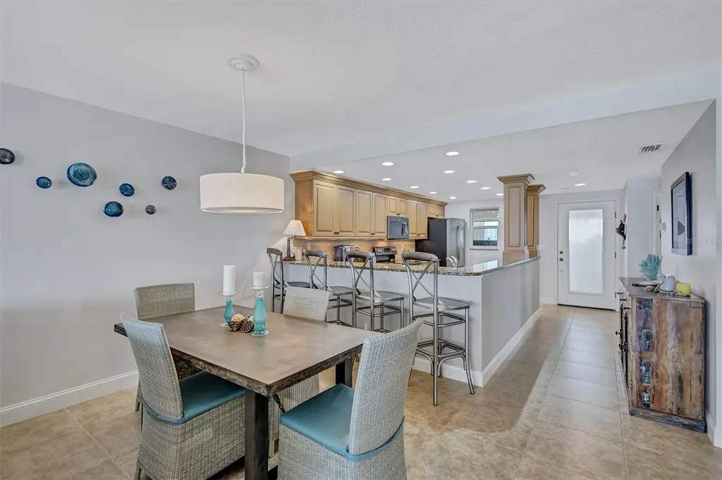 6140 Midnight Pass Road Sarasota FL 34242