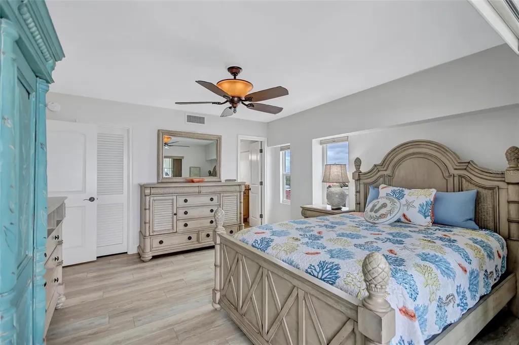 6140 Midnight Pass Road Sarasota FL 34242