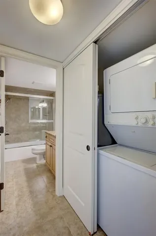 6140 Midnight Pass Road Sarasota FL 34242