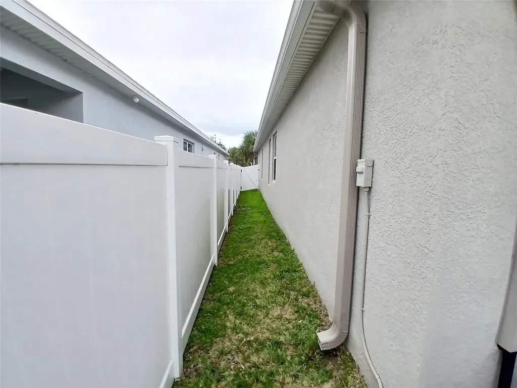 29900 Walsh Oak Drive Wesley Chapel FL 33545