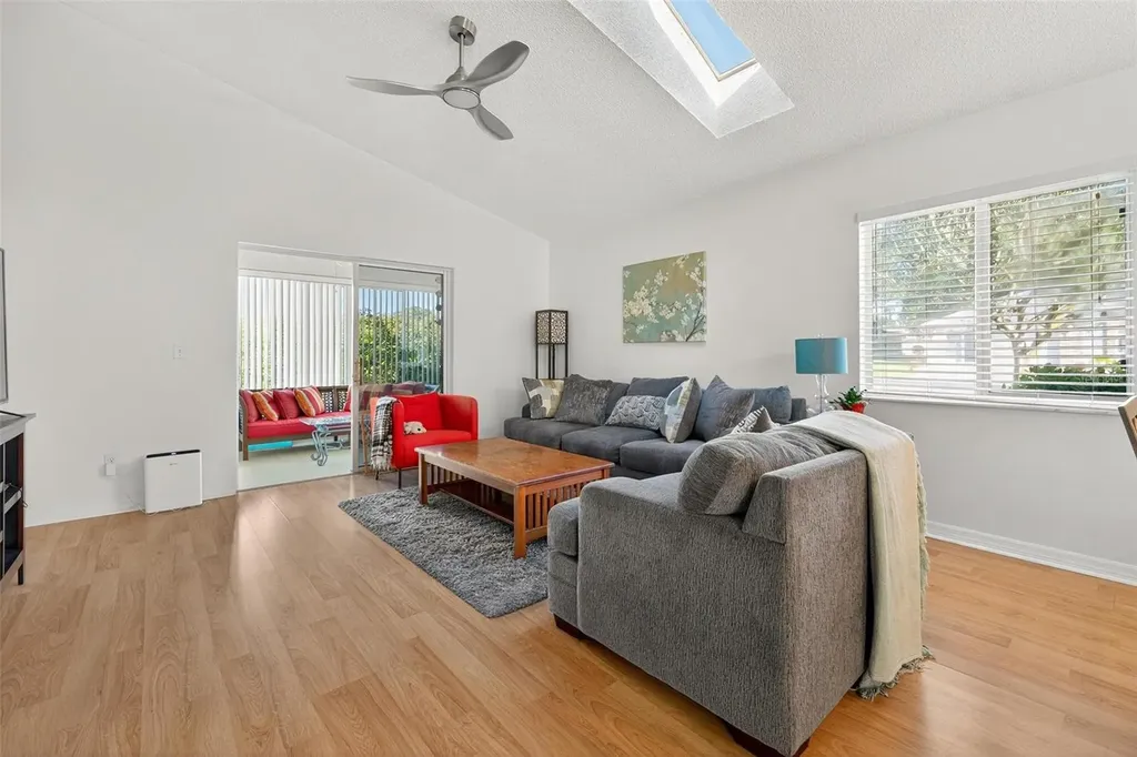 2048 NW 50th Avenue Ocala FL 34482