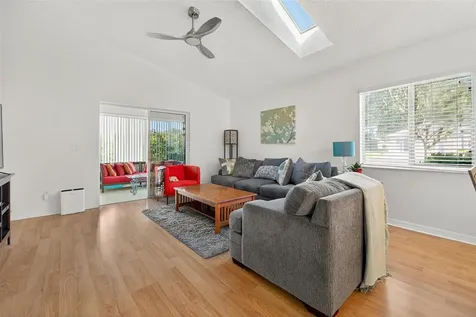 2048 NW 50th Avenue Ocala FL 34482