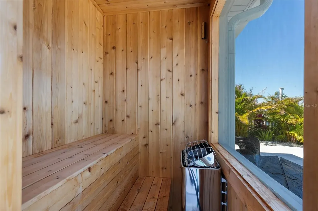 631 Harbor Island Clearwater Beach FL 33767
