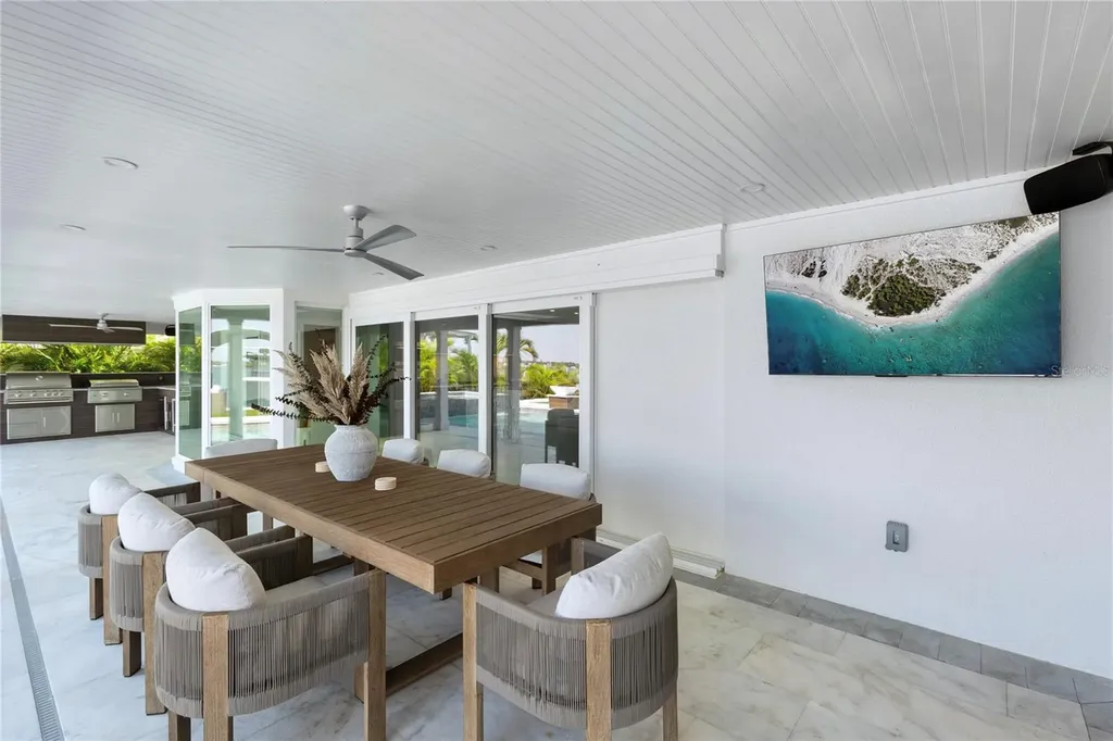 631 Harbor Island Clearwater Beach FL 33767