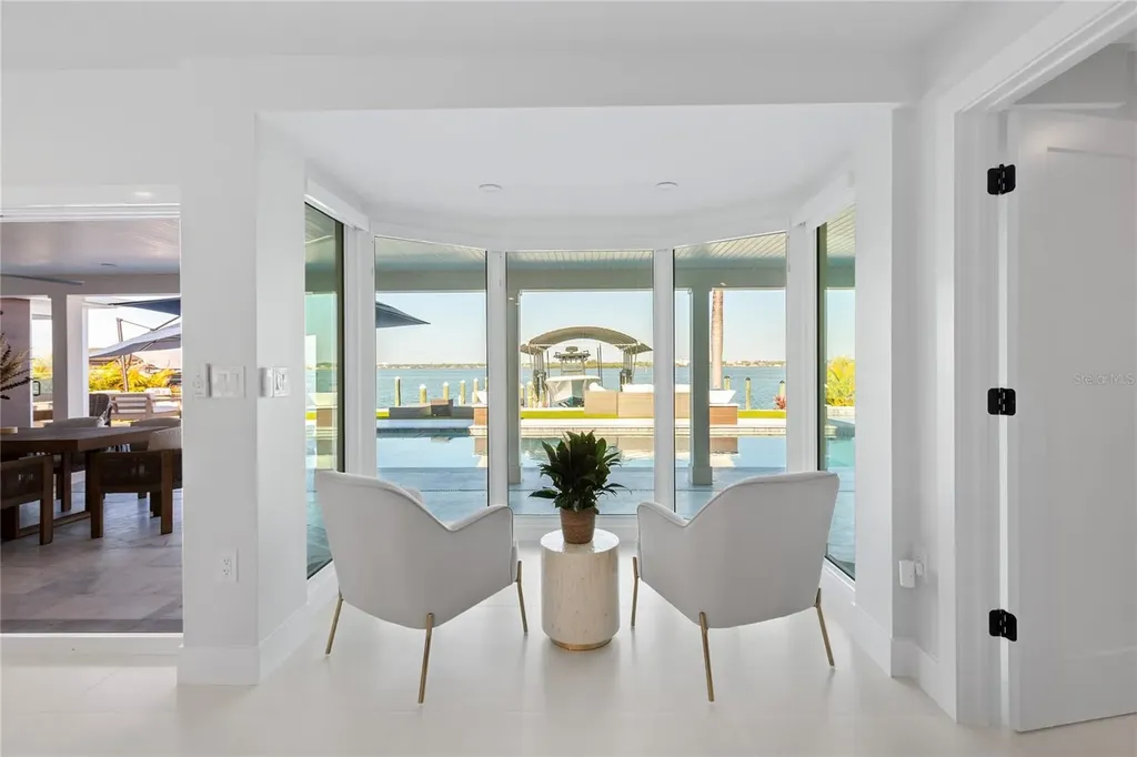 631 Harbor Island Clearwater Beach FL 33767