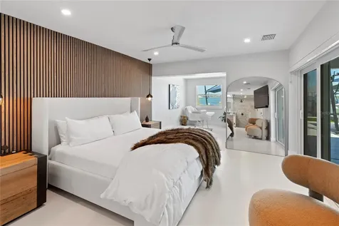 631 Harbor Island Clearwater Beach FL 33767