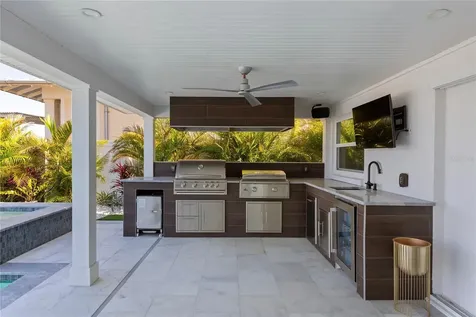 631 Harbor Island Clearwater Beach FL 33767