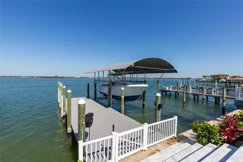 631 Harbor Island Clearwater Beach FL 33767