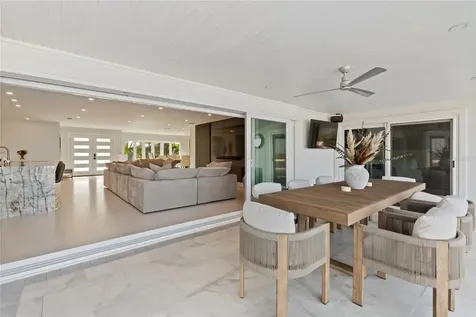 631 Harbor Island Clearwater Beach FL 33767
