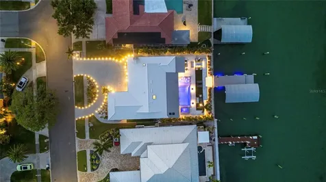631 Harbor Island Clearwater Beach FL 33767