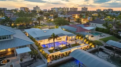 631 Harbor Island Clearwater Beach FL 33767