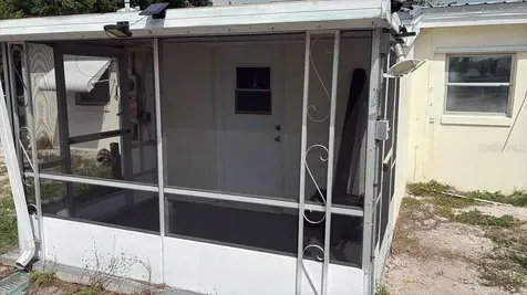 508 Stanley Avenue Frostproof FL 33843