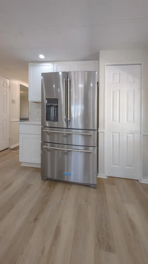 229 Dixie Tarpon Springs FL 34689