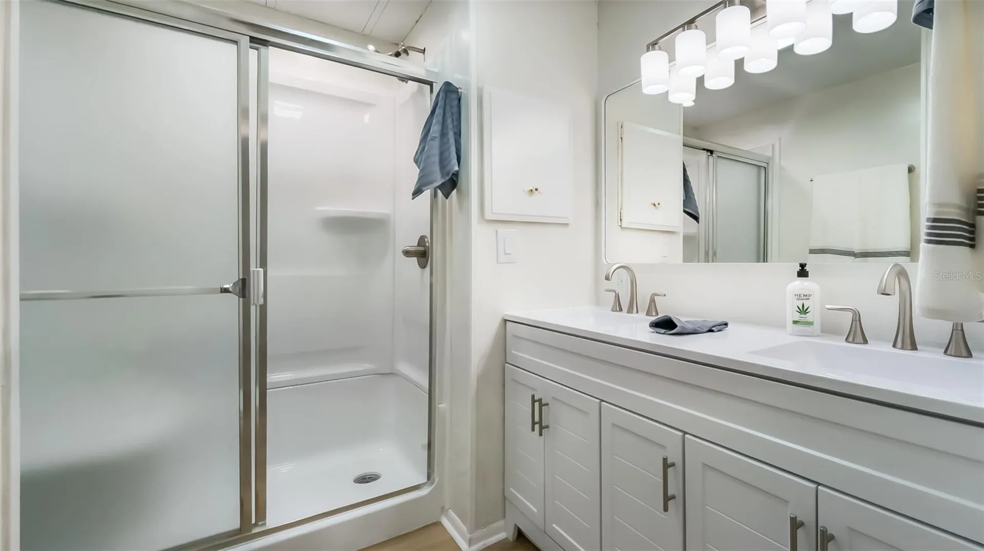 229 Dixie Tarpon Springs FL 34689